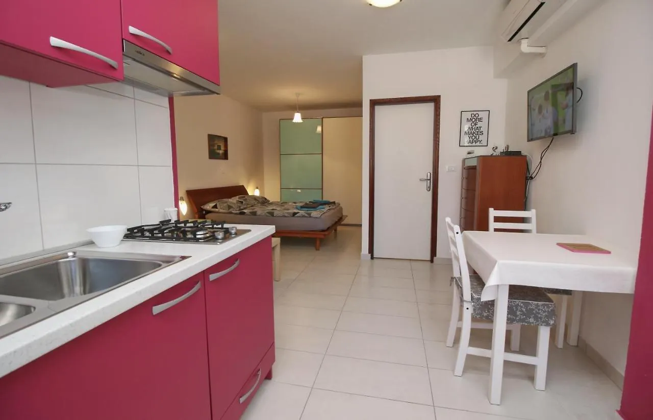 Apartment Svid Rovinj Guest house